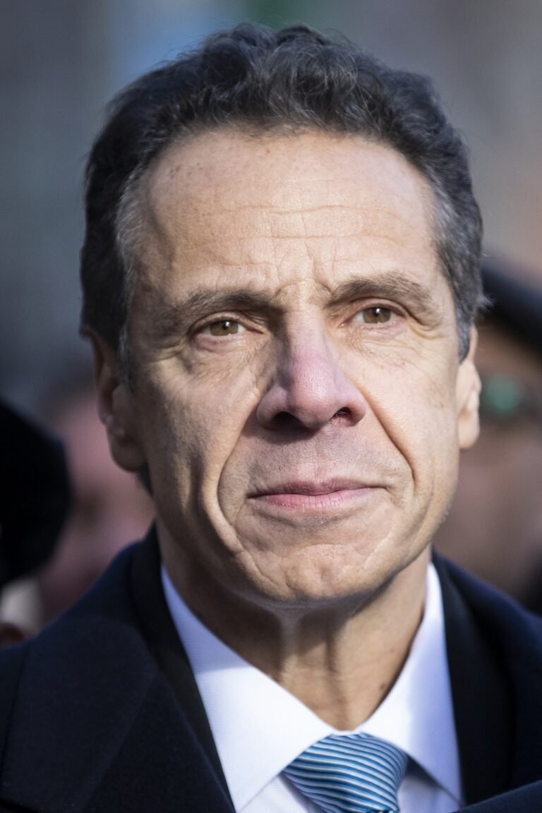 andrew cuomo height