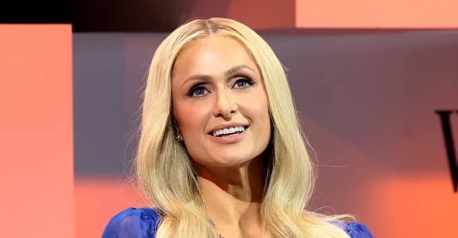 paris hilton height